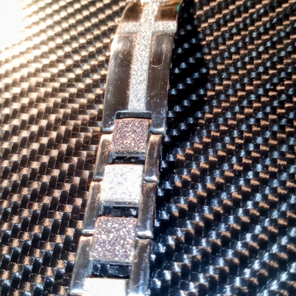 SILVER CROSS BRACELET - Picture 3 of 4